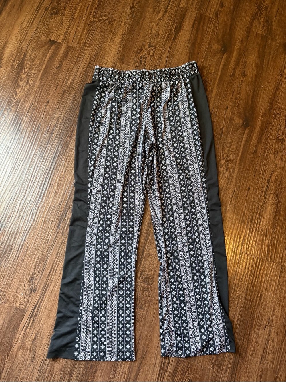 Robert Louis Black and White Patterned Womens Wide Leg Pull-On Pants